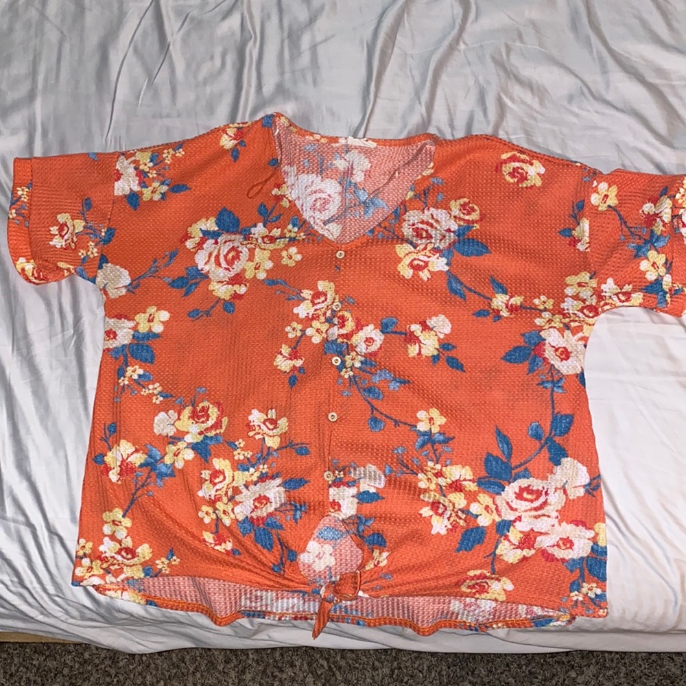 143 Story Floral front tie blouse